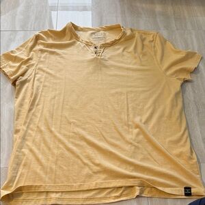 Lucky Brand Men's Mustard Short Sleeve Henley